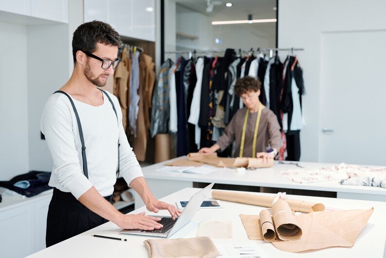 Tips to Find Quality Clothing Manufacturers for Your Business in 2024